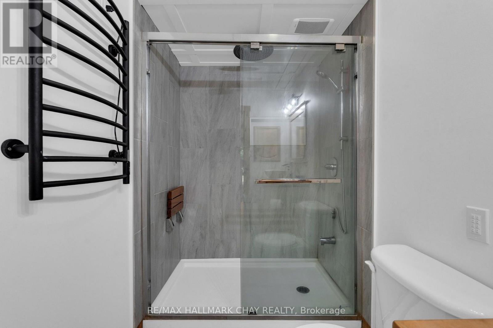 1315 WOLF CIRCLE - 26