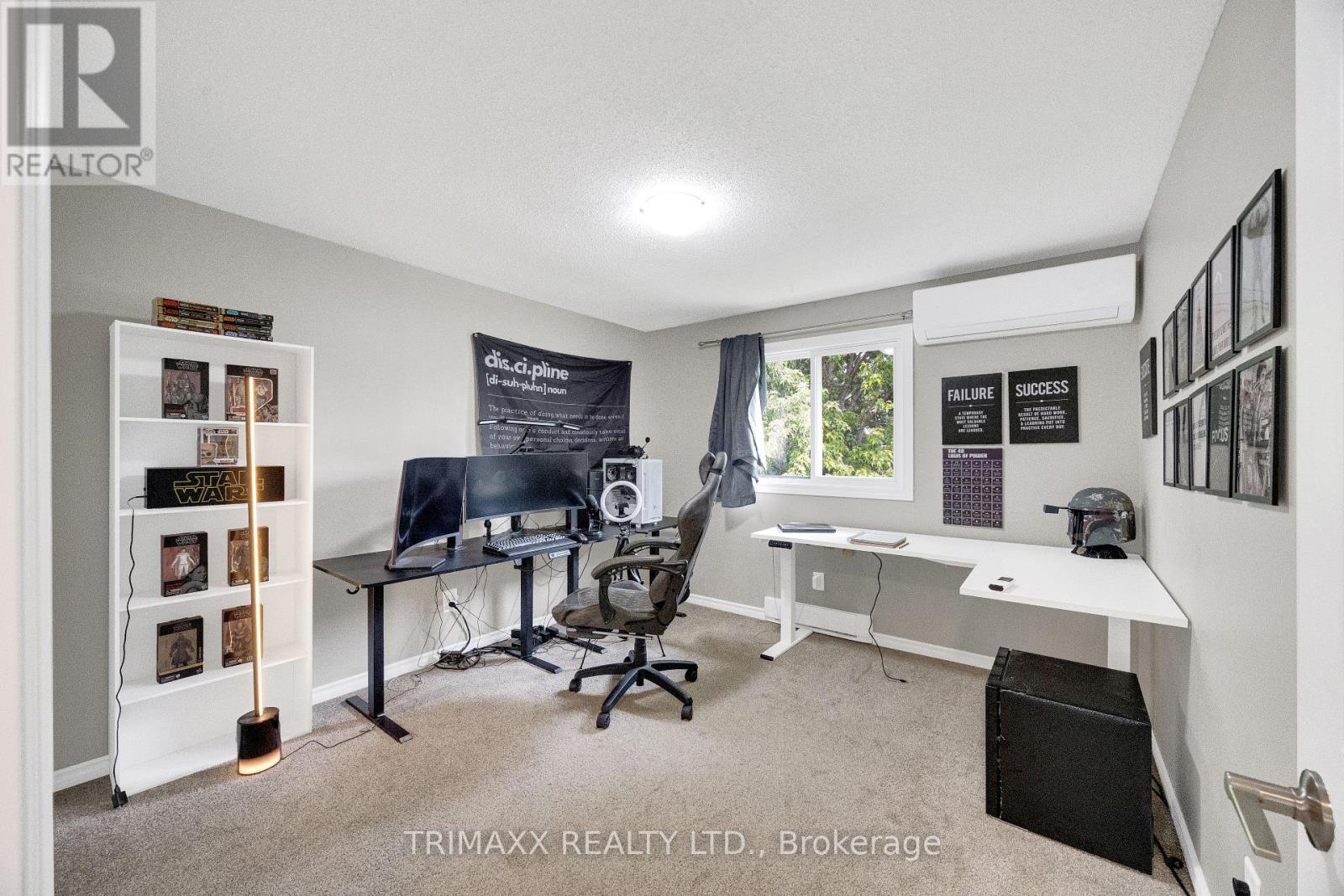#35 1855 ALDERSBROOK ROAD - 24