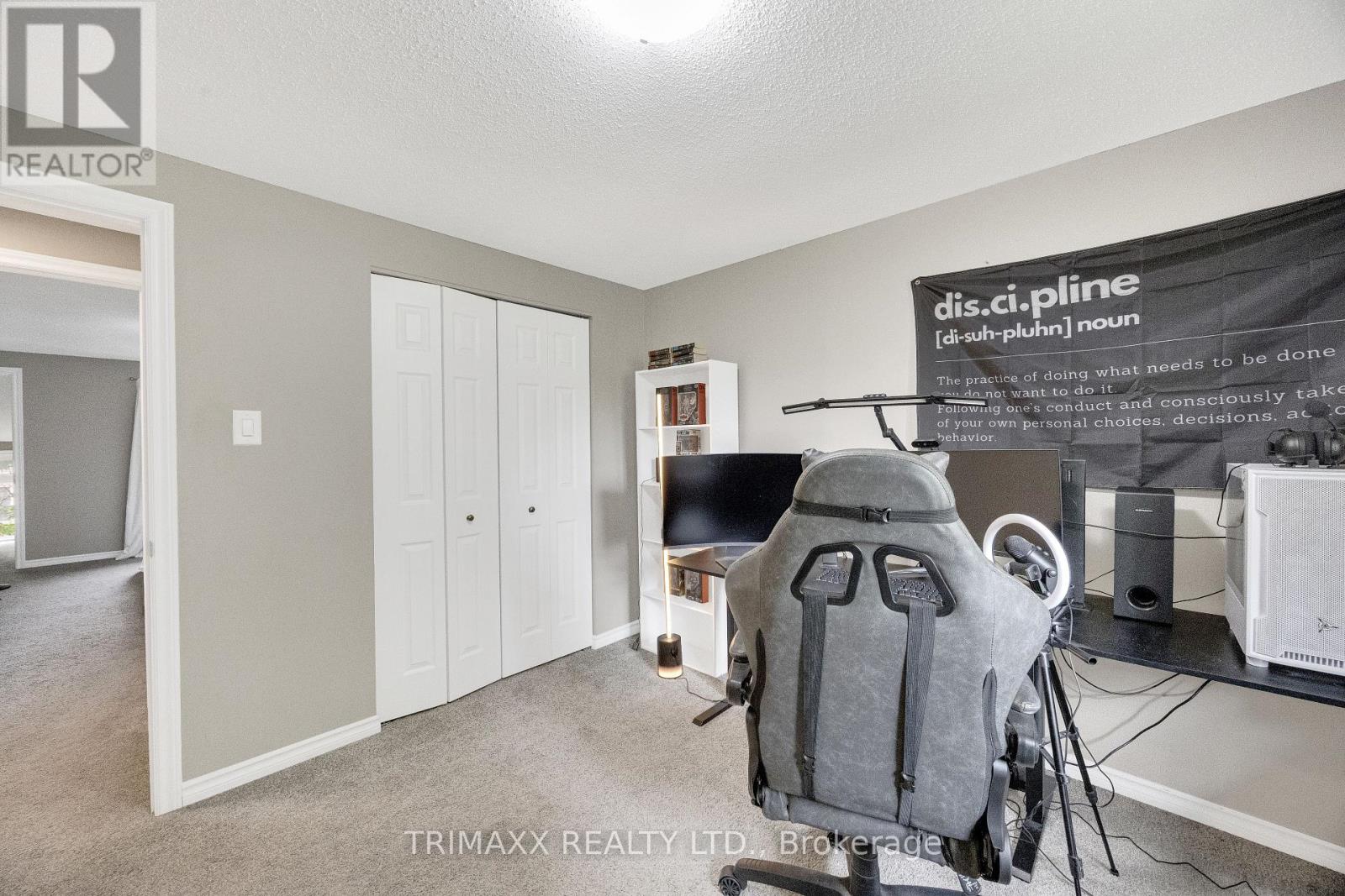 #35 1855 ALDERSBROOK ROAD - 25