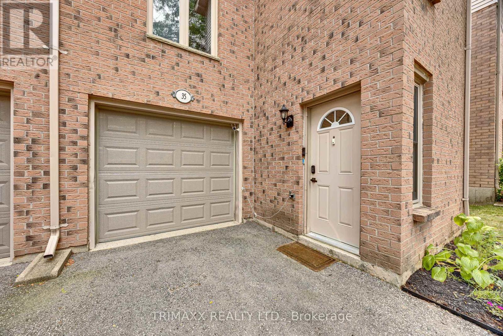 #35 1855 ALDERSBROOK ROAD - 3