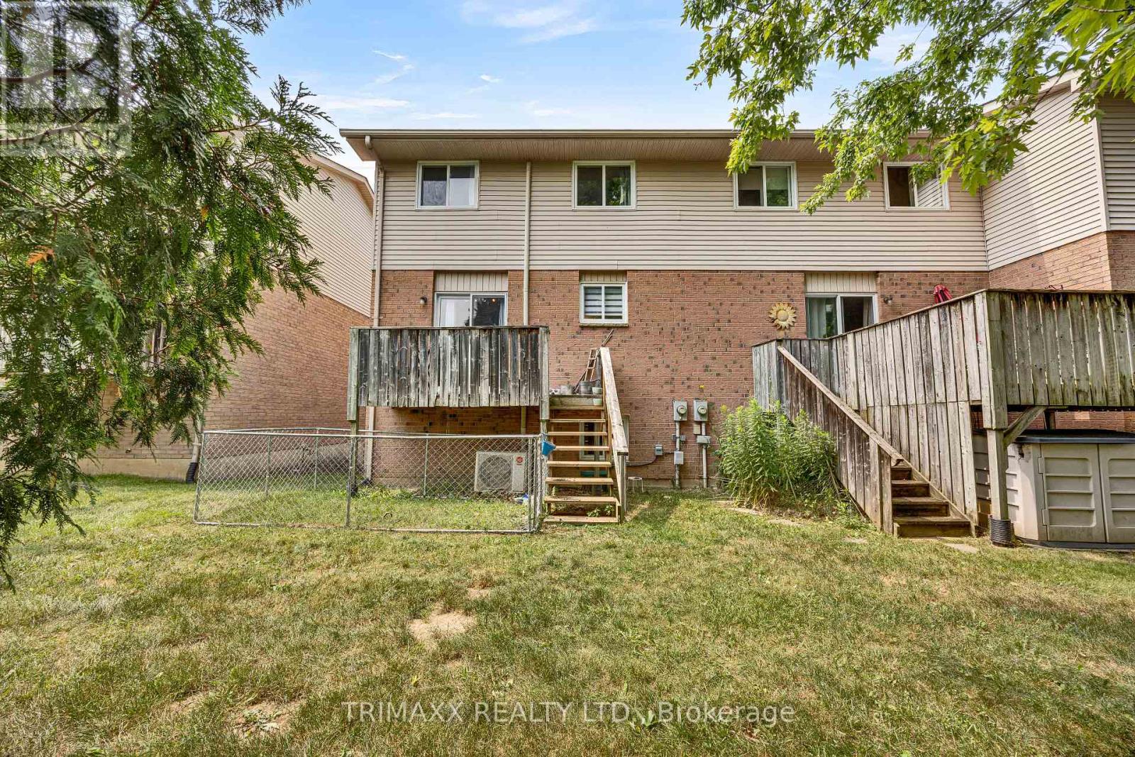 #35 1855 ALDERSBROOK ROAD - 35