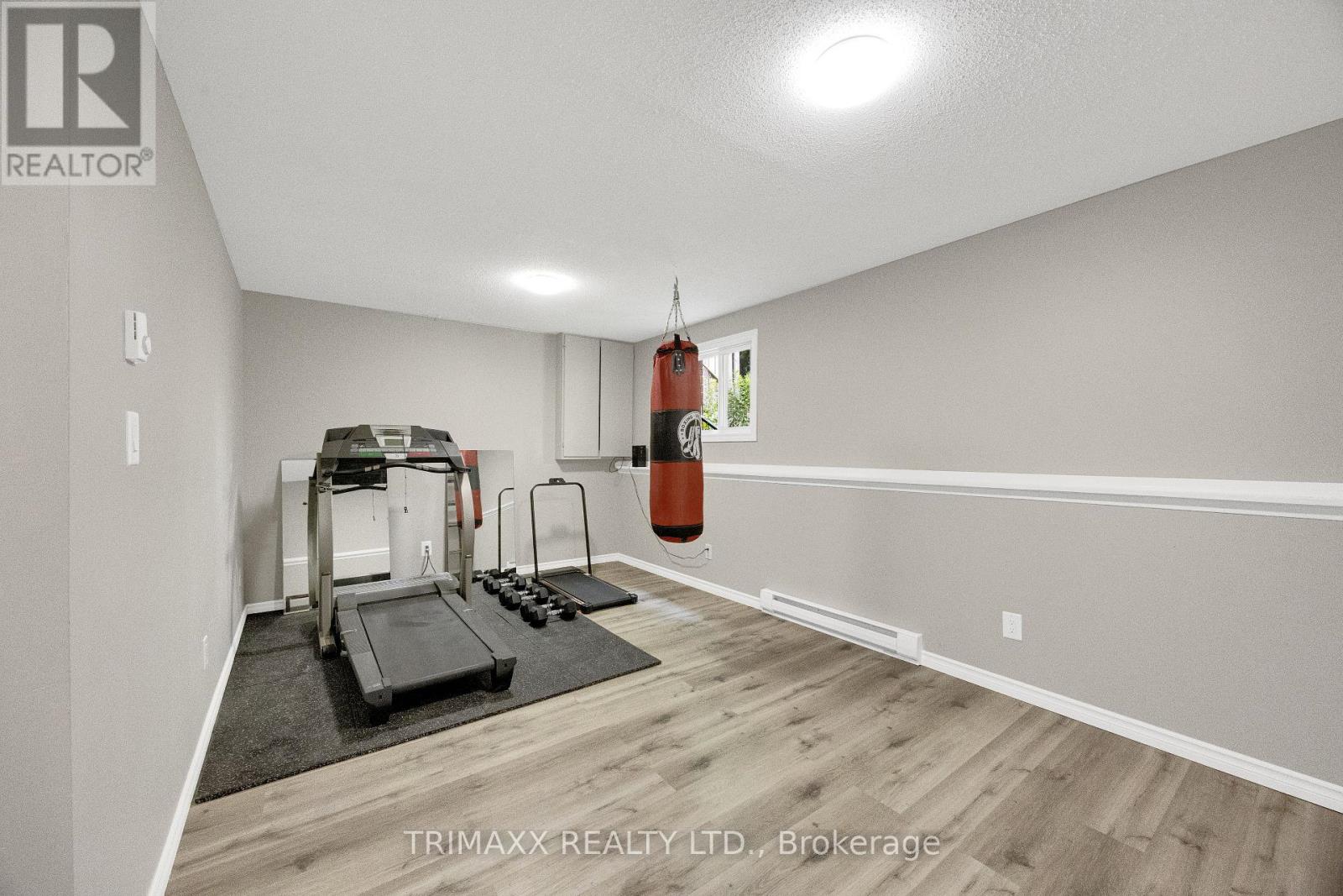 #35 1855 ALDERSBROOK ROAD - 6