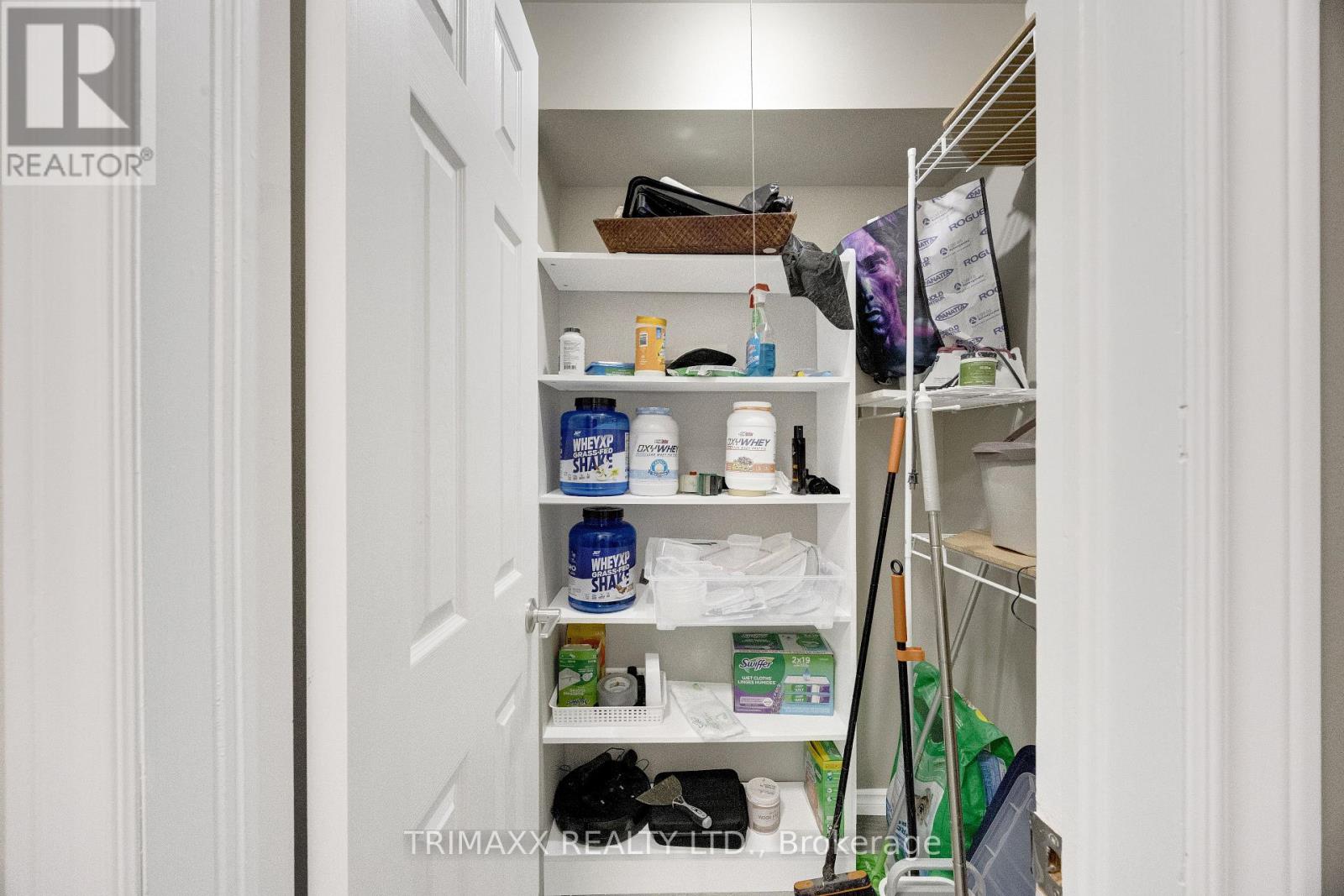 #35 1855 ALDERSBROOK ROAD - 8