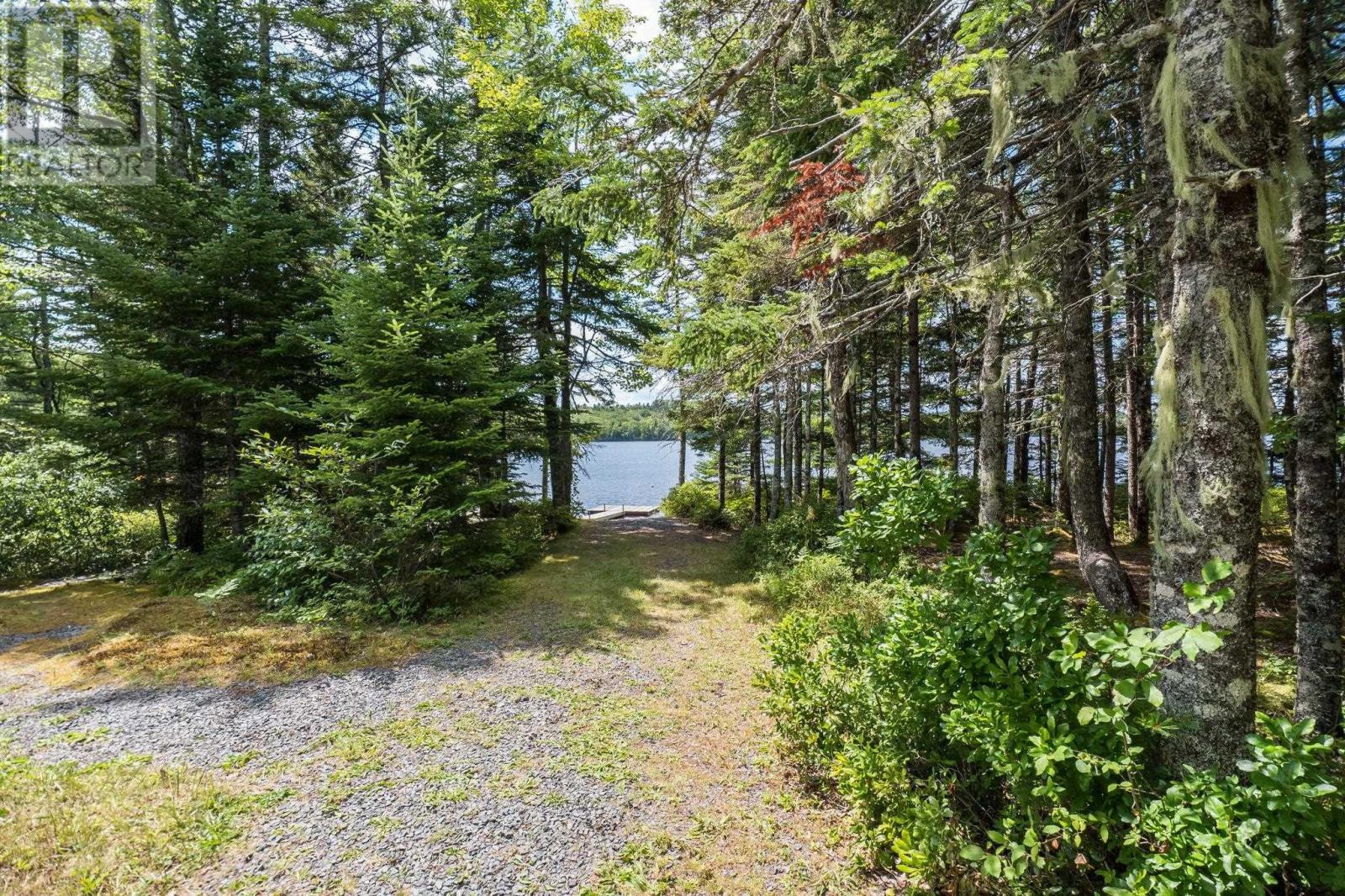 376 Lakefront Drive - 46