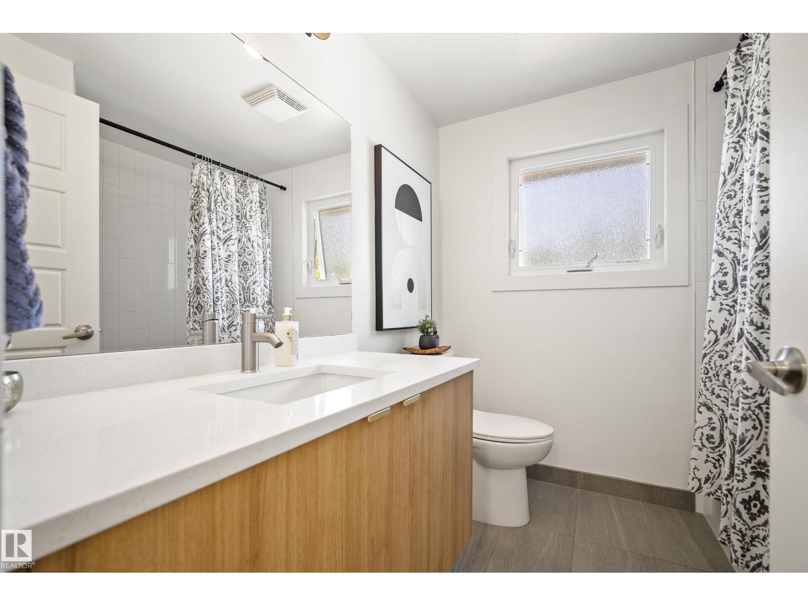 14616 88 AV NW - 24
