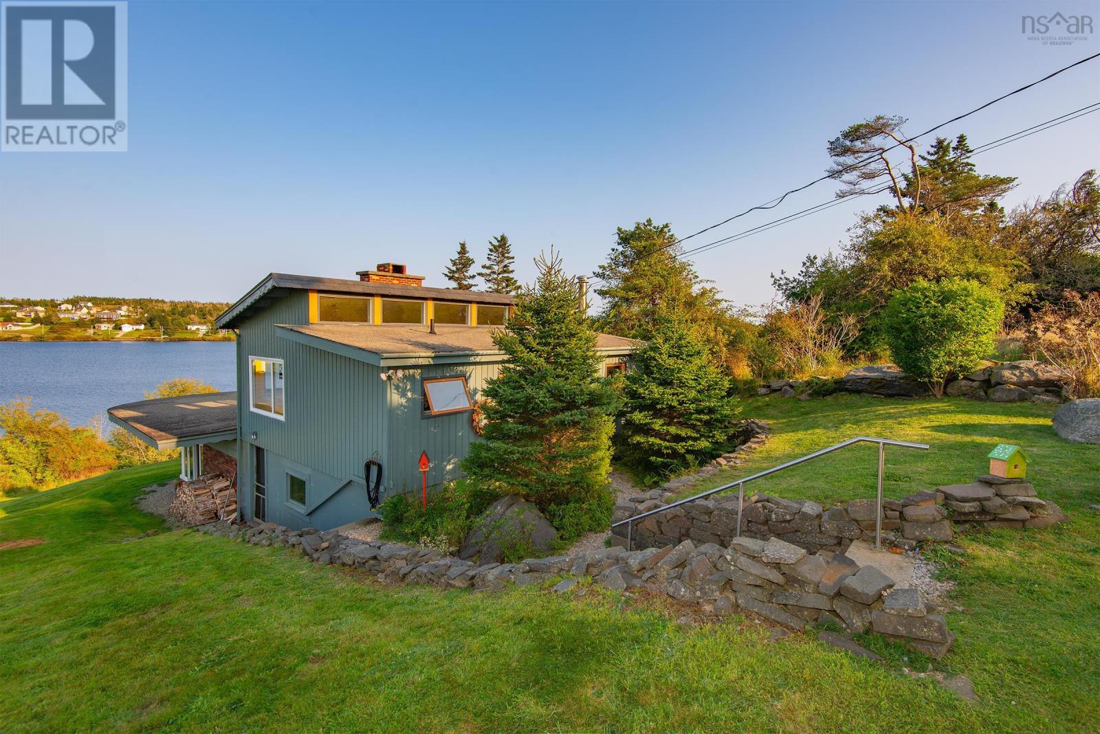 845 Lakeside Road - 3
