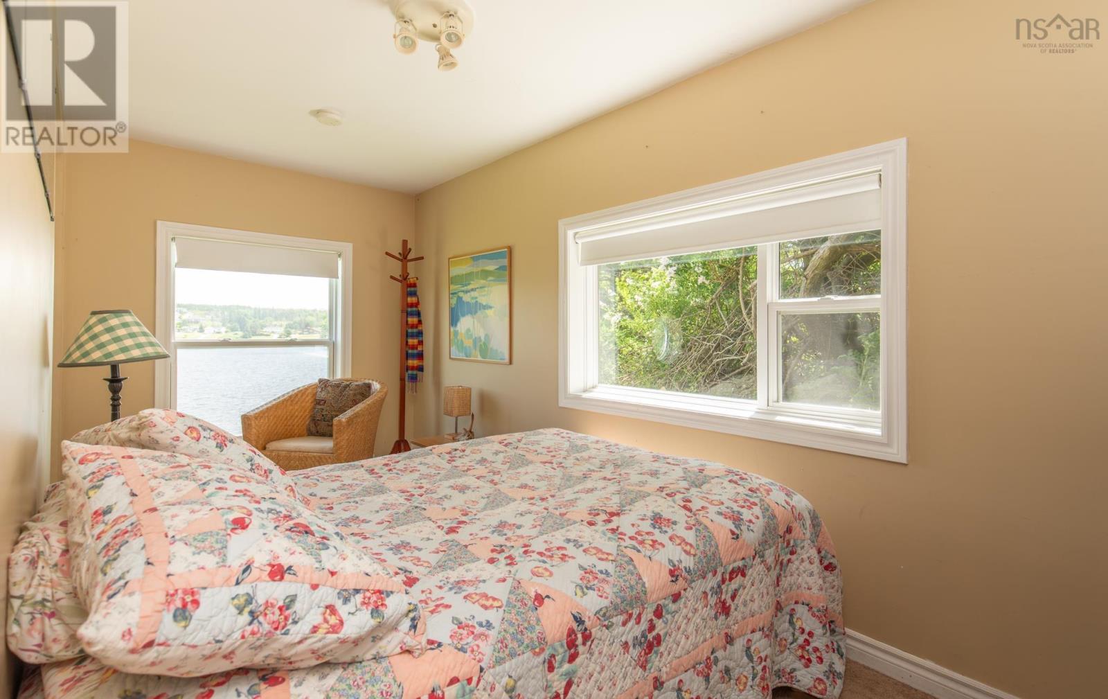 845 Lakeside Road - 38