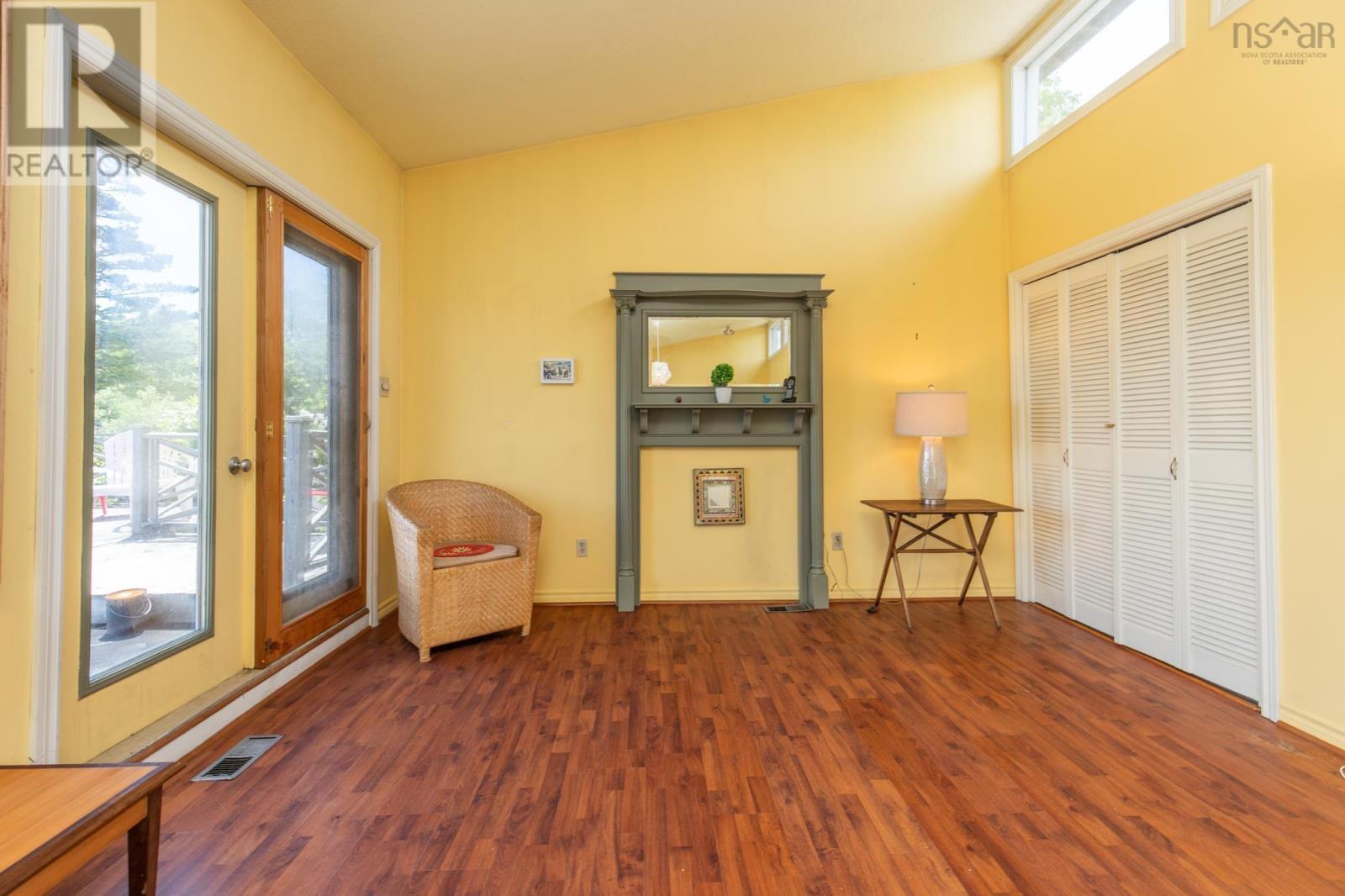 845 Lakeside Road - 13