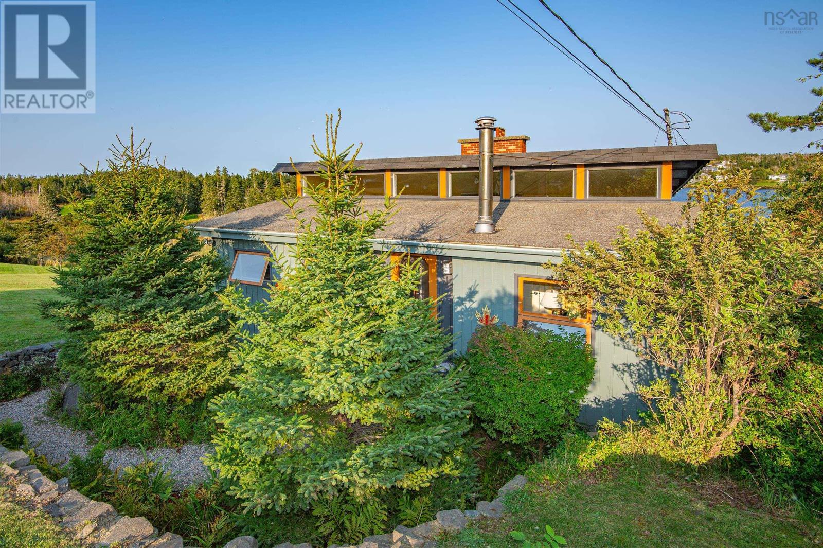 845 Lakeside Road - 7