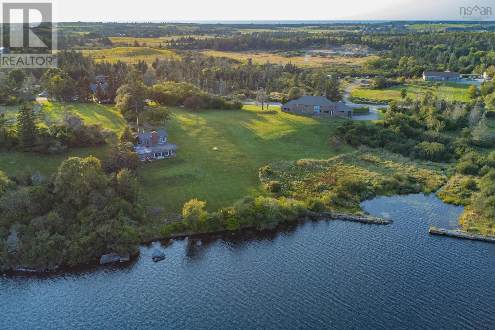 845 Lakeside Road - 47