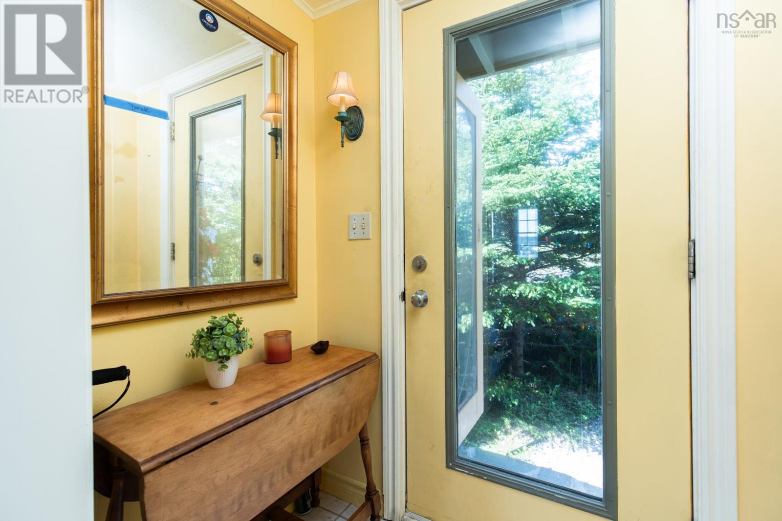 845 Lakeside Road - 18