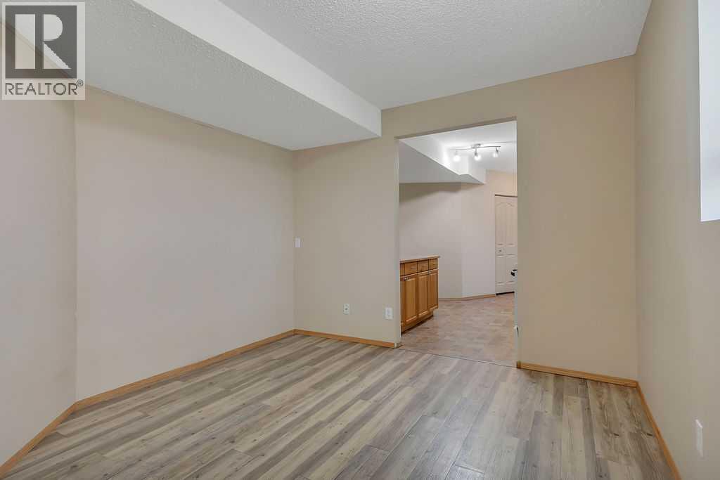 23 Jacobs Close - 33