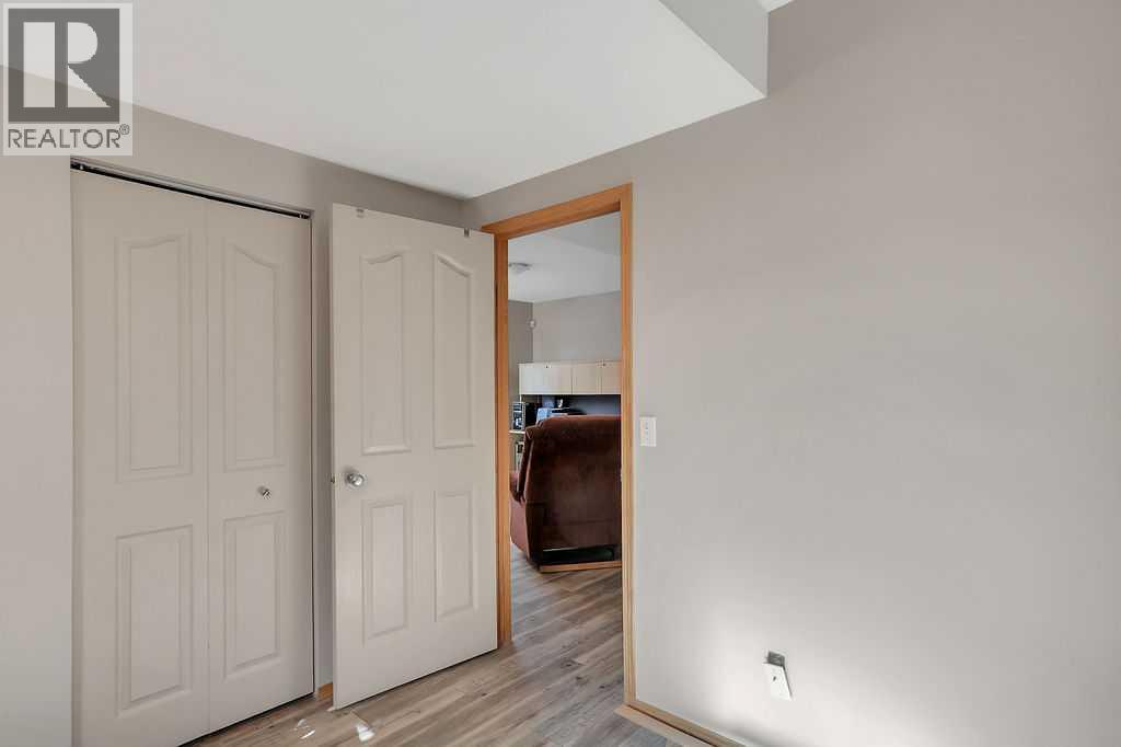 23 Jacobs Close - 22