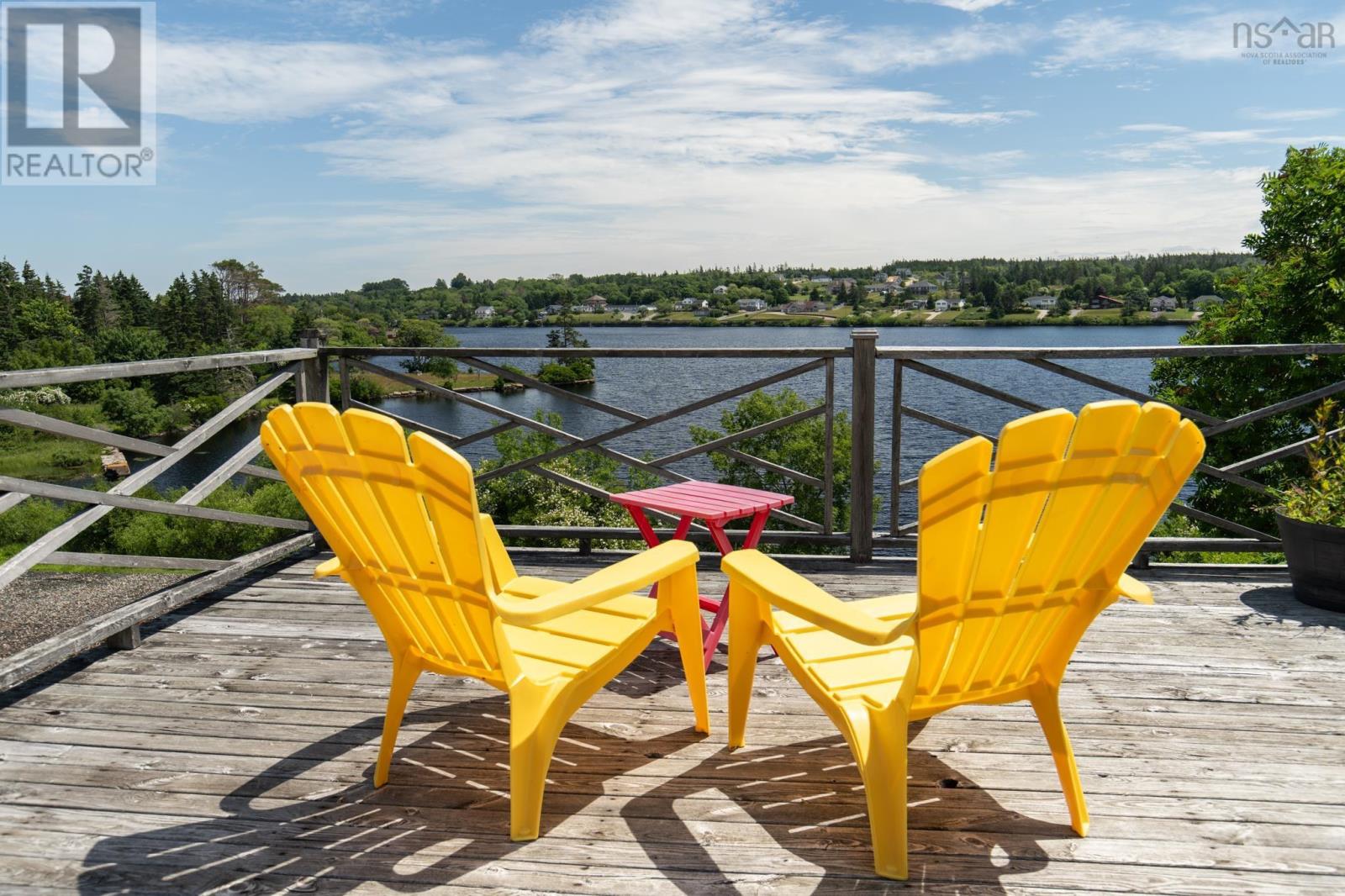 845 Lakeside Road - 41