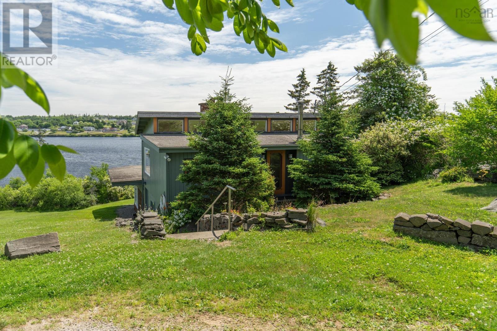 845 Lakeside Road - 5