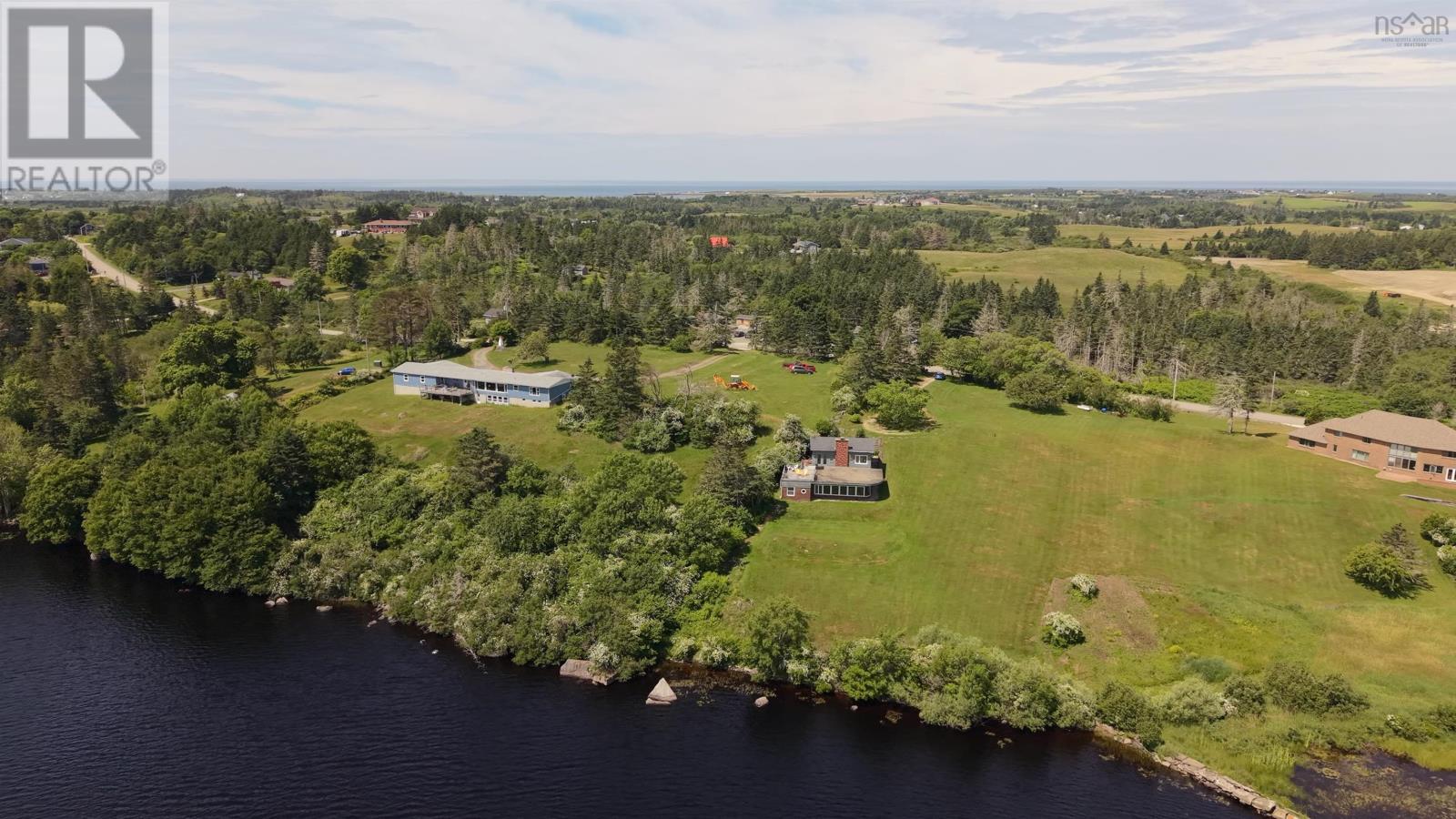 845 Lakeside Road - 47