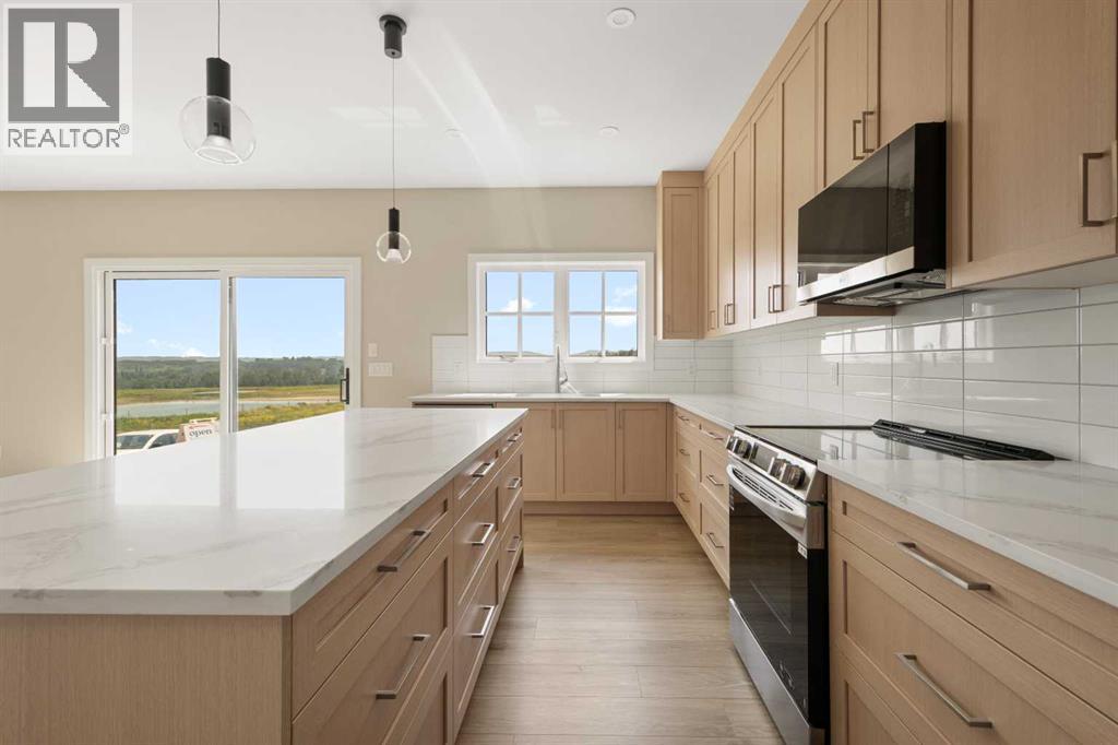 329 Flare Avenue SW - 9