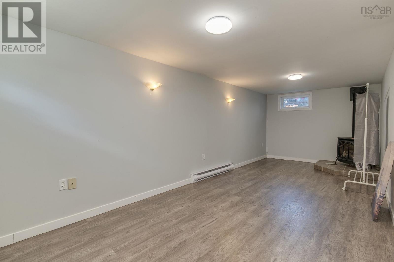 6975 Ward Avenue Avenue - 44