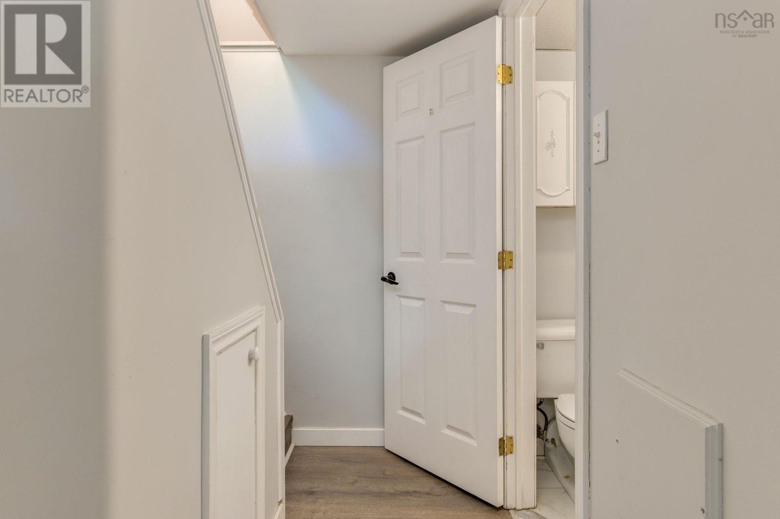 6975 Ward Avenue Avenue - 36
