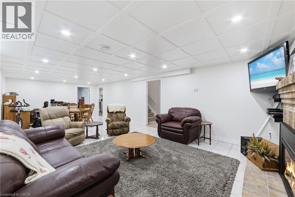 1 BANBURRY Crescent - Image 26