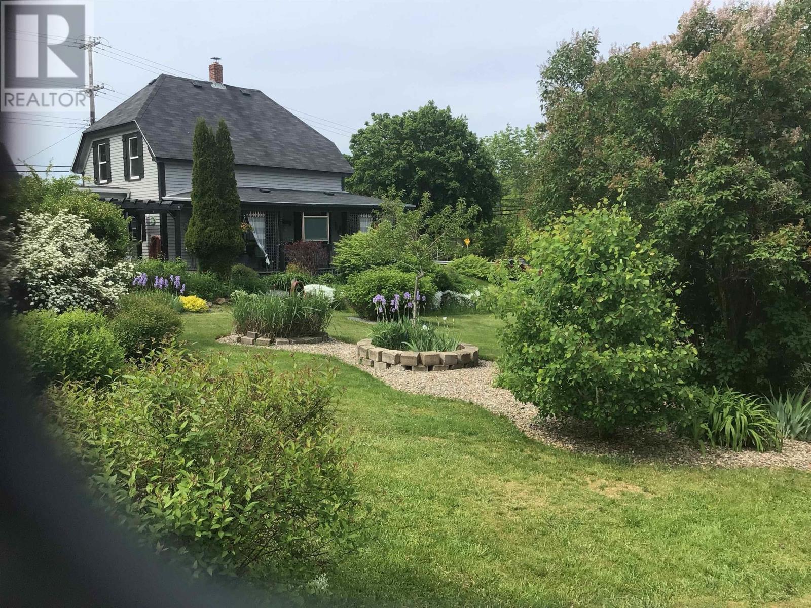 937 King Street - 38