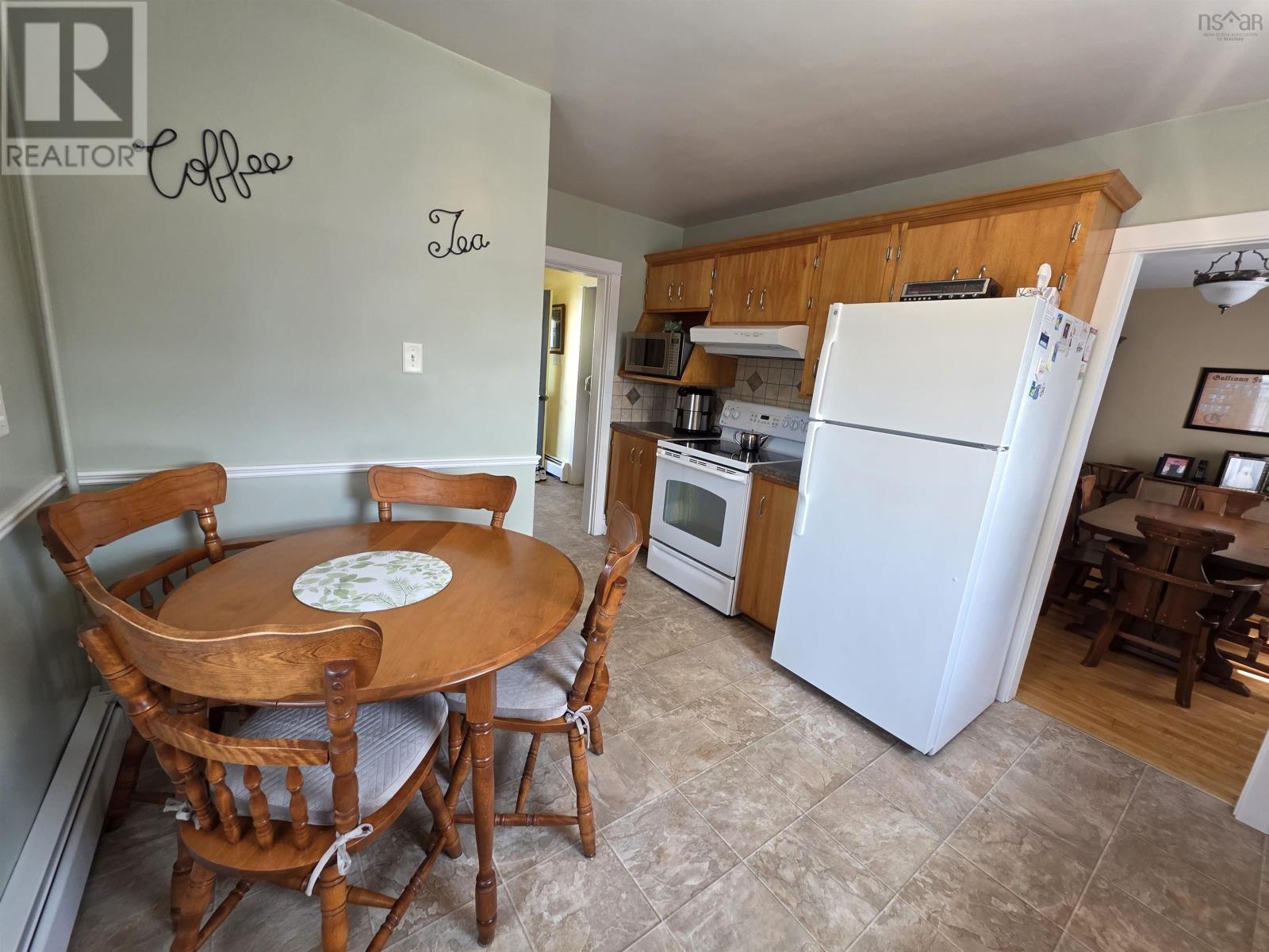 172 Cabot Street - 14