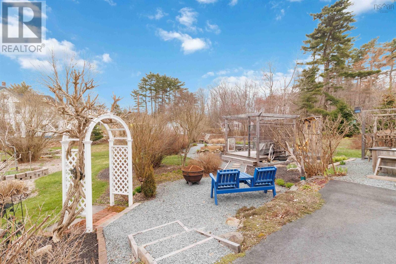 937 King Street - 40