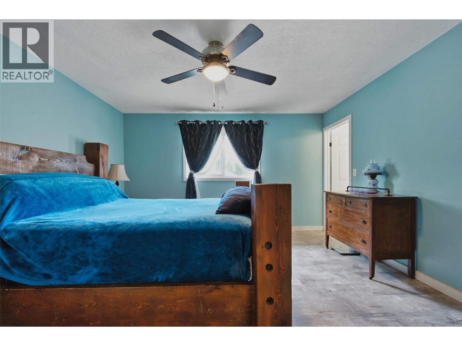 5830 6 Highway - 25
