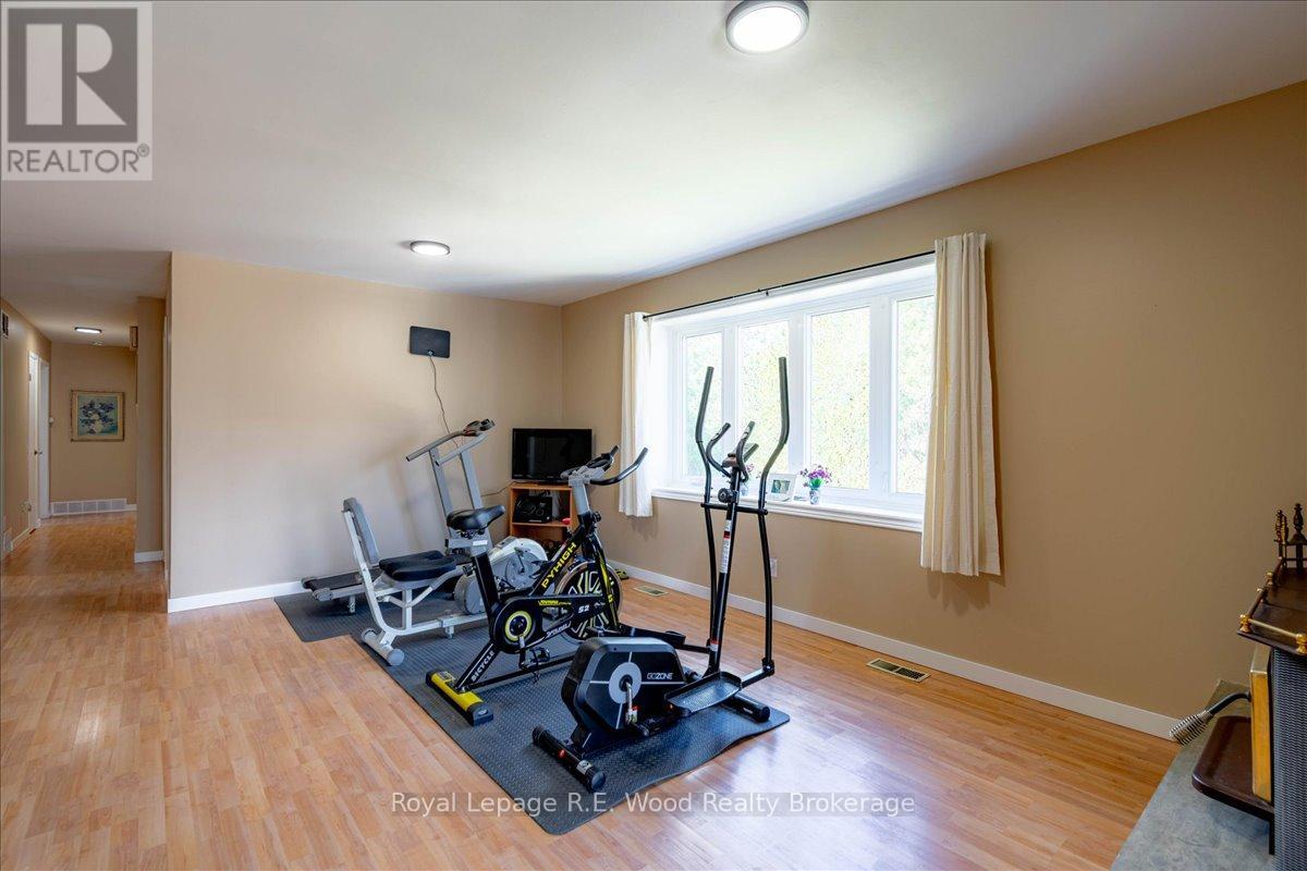9 WOODCOCK DRIVE - 24