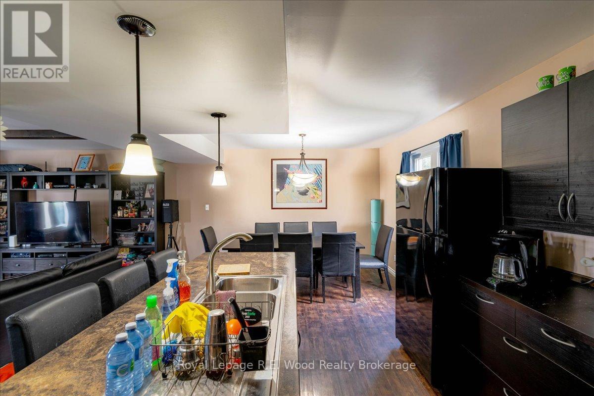 9 WOODCOCK DRIVE - 19