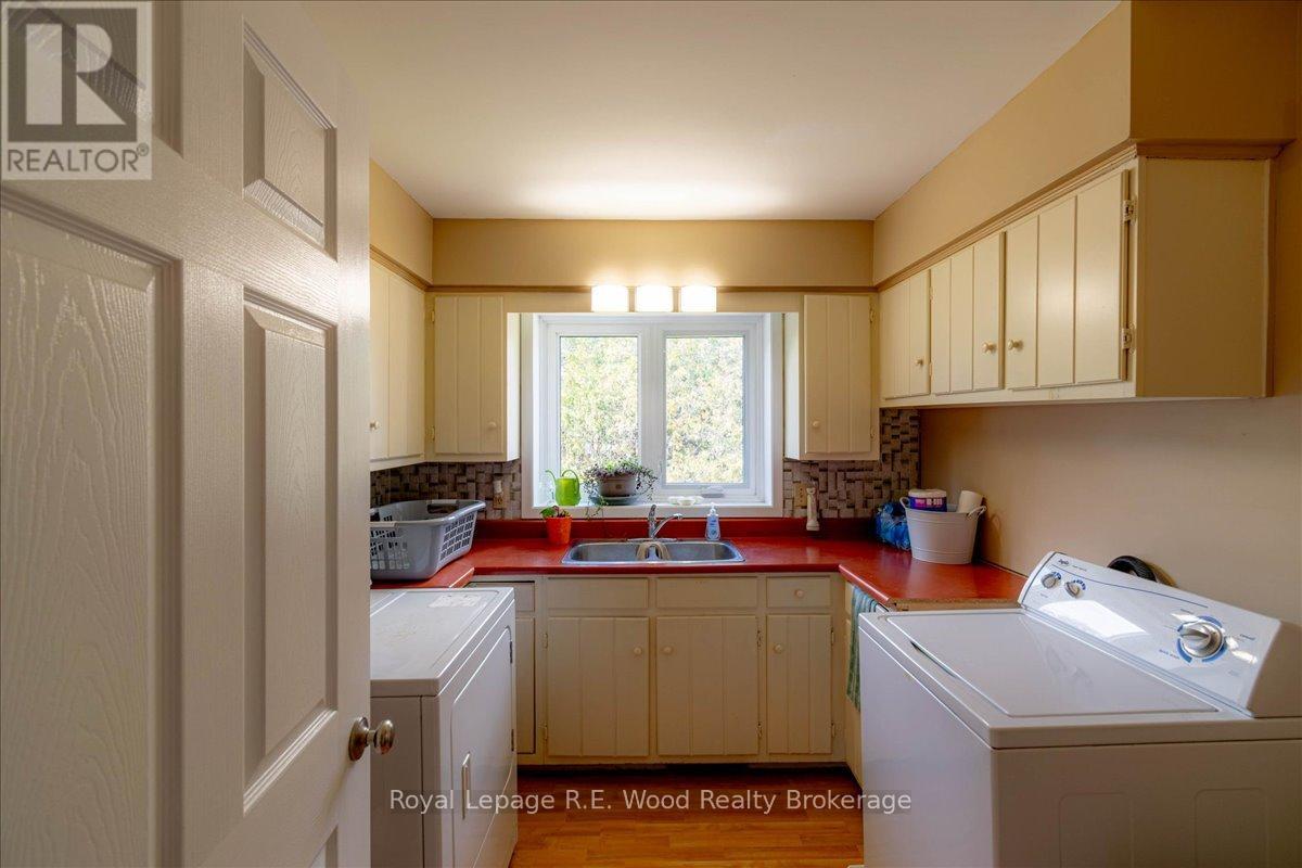 9 WOODCOCK DRIVE - 28