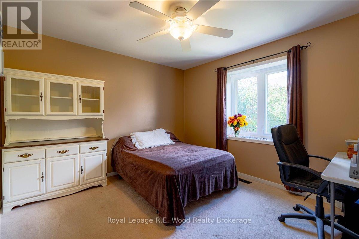 9 WOODCOCK DRIVE - 34