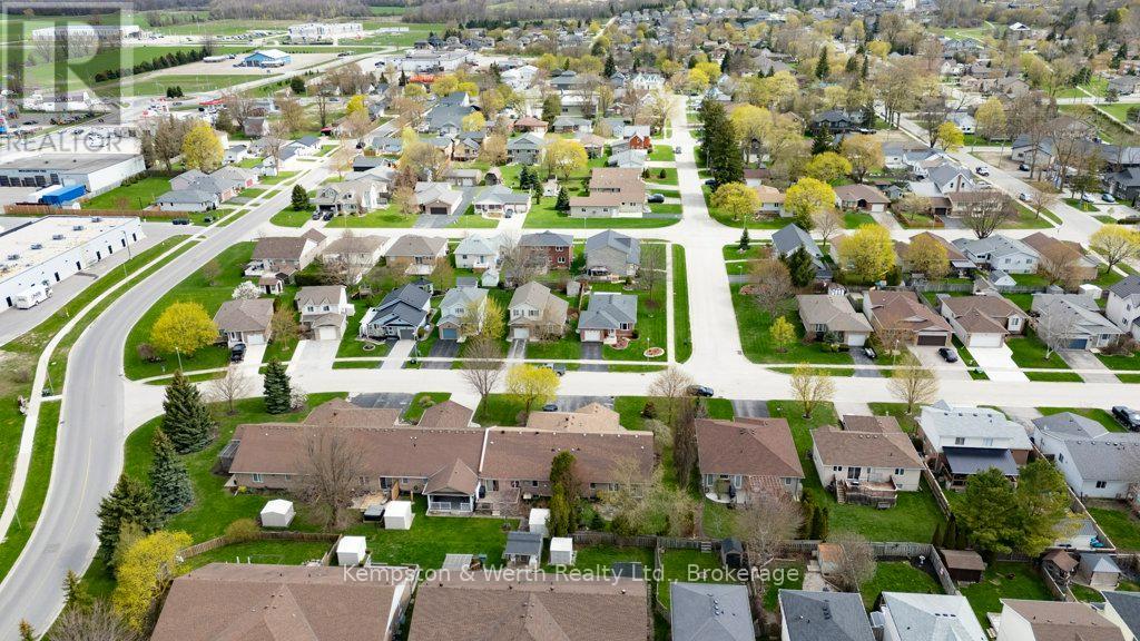 782 LAVERY STREET - 42