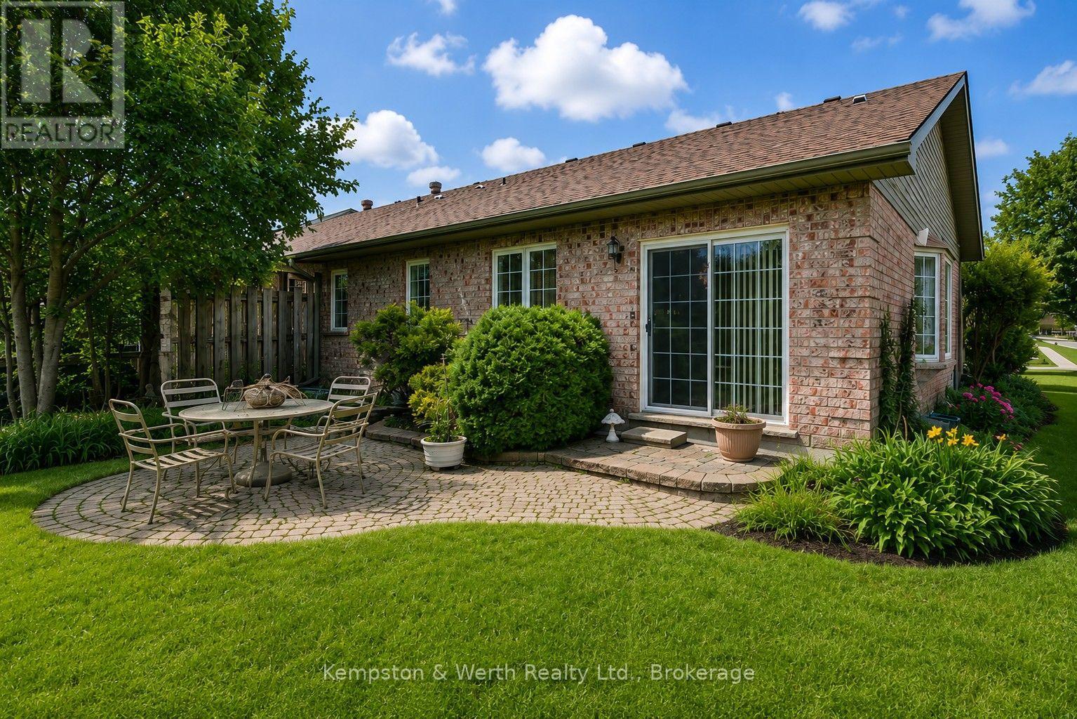 782 LAVERY STREET - 33