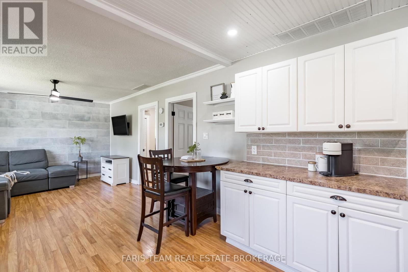 2721 CUMBERLAND ROAD - 7