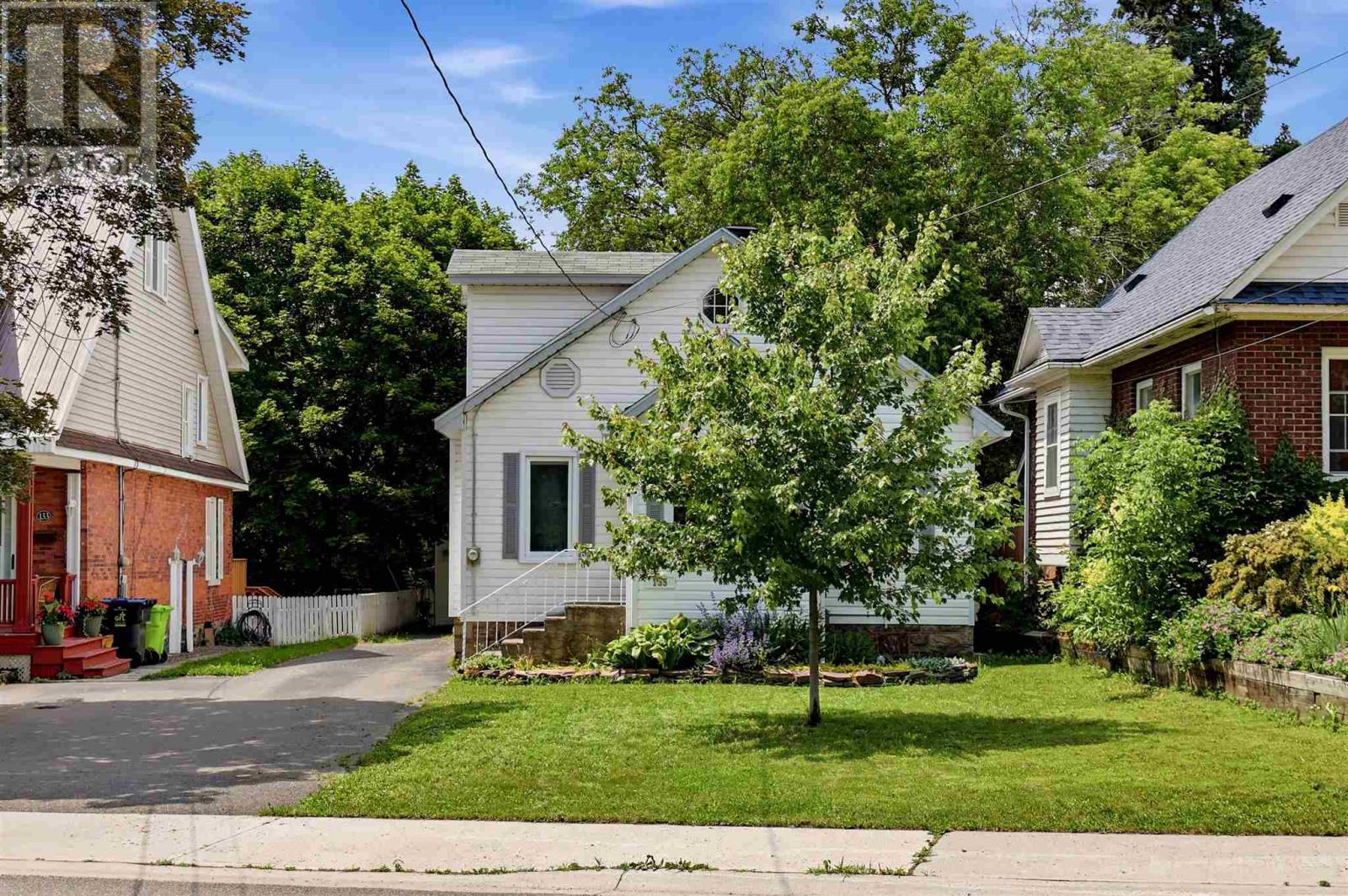 135 Leo AVE - 50