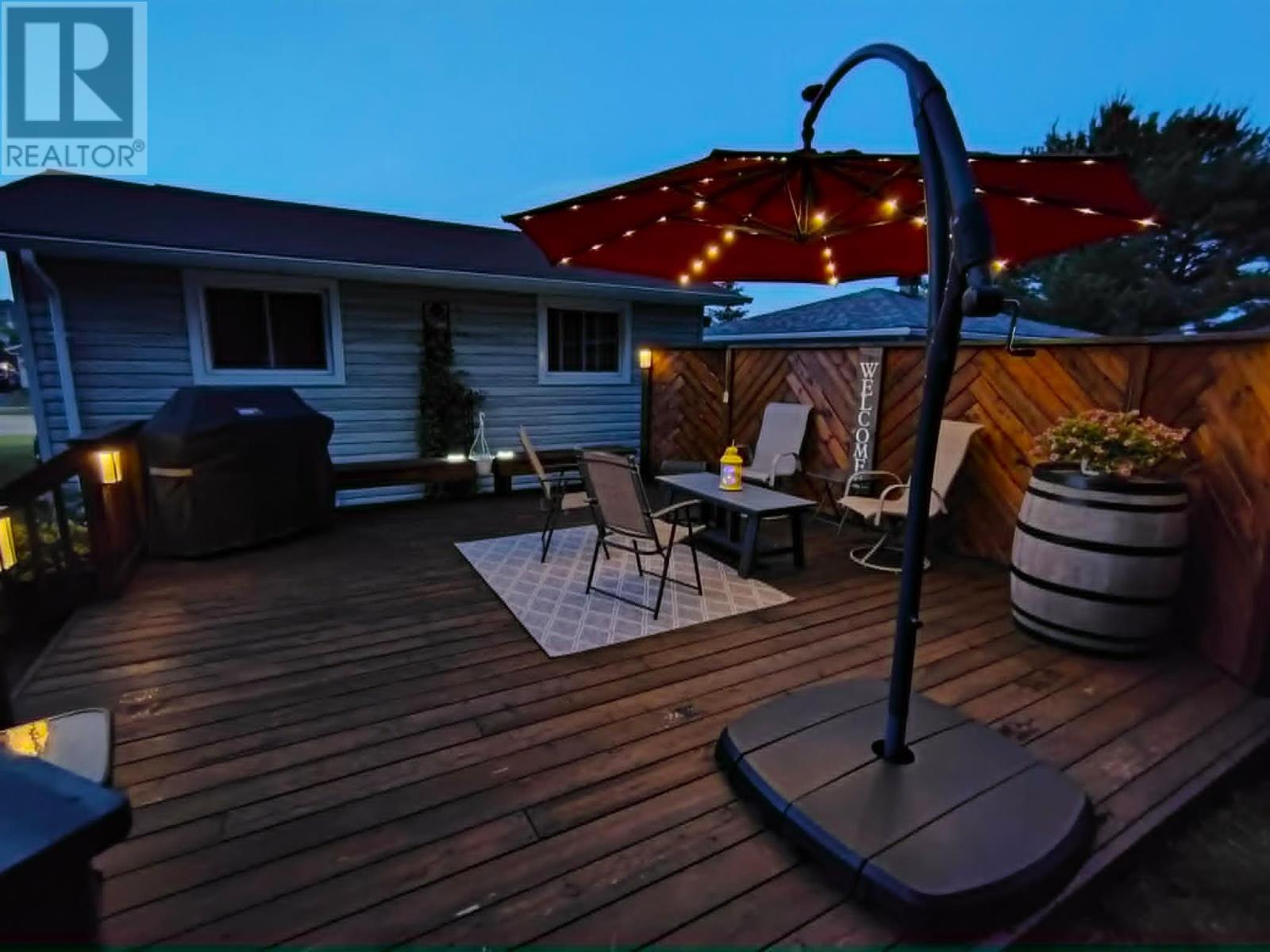 58 Stewart CRES - 28