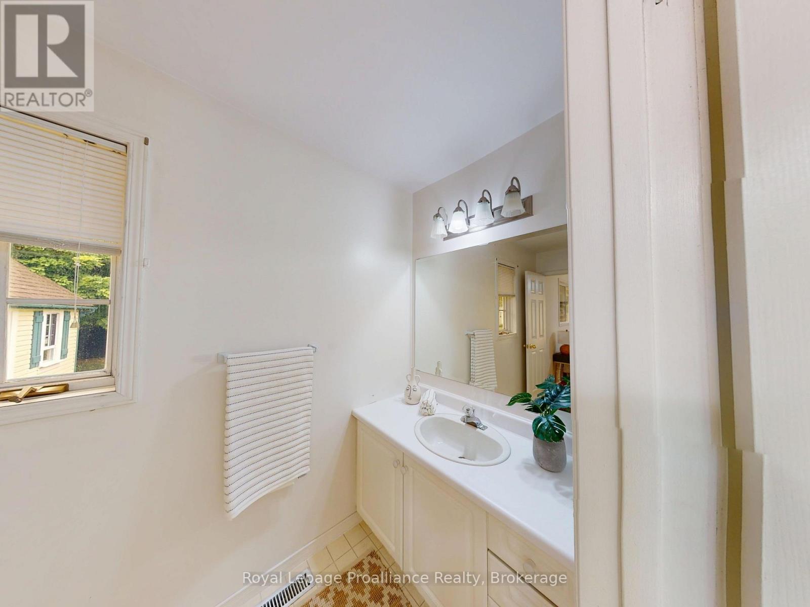 88 WESTWIND CRESCENT - 13