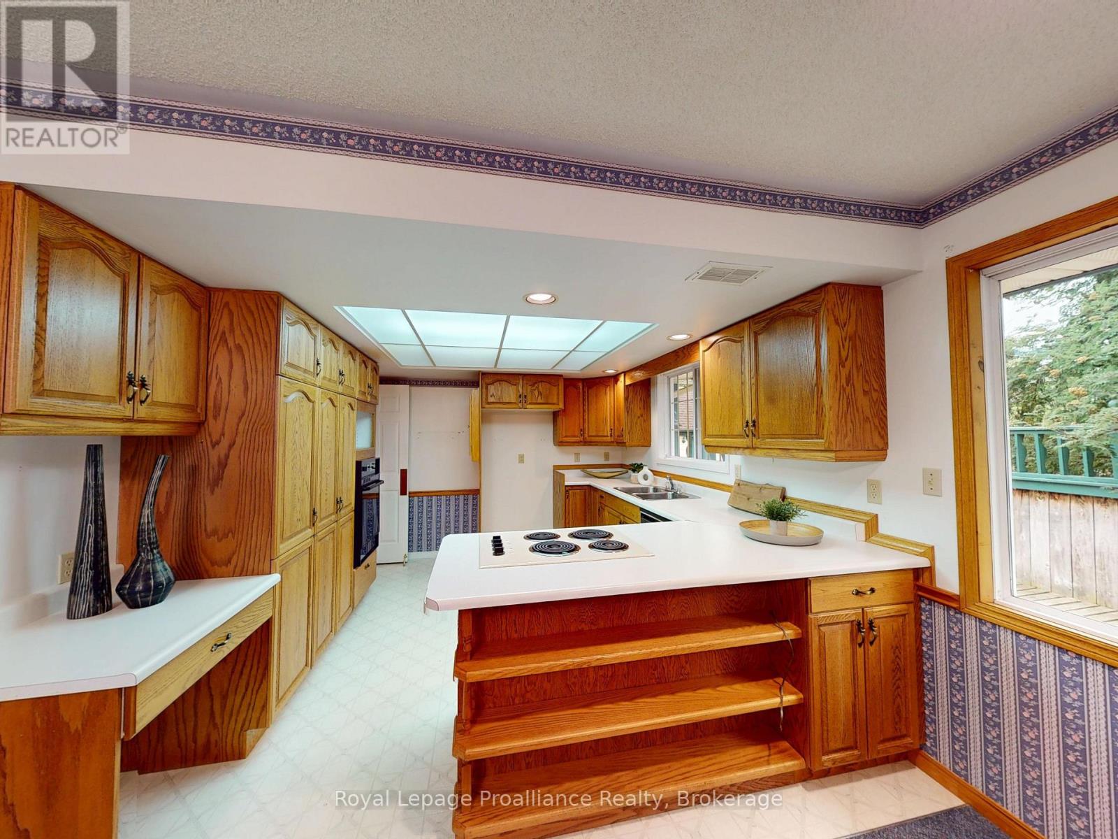 88 WESTWIND CRESCENT - 26