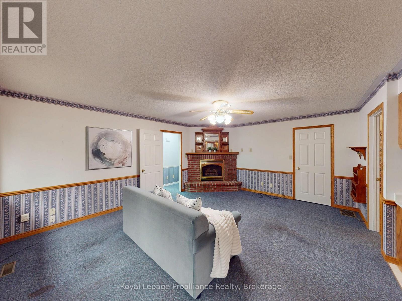 88 WESTWIND CRESCENT - 28