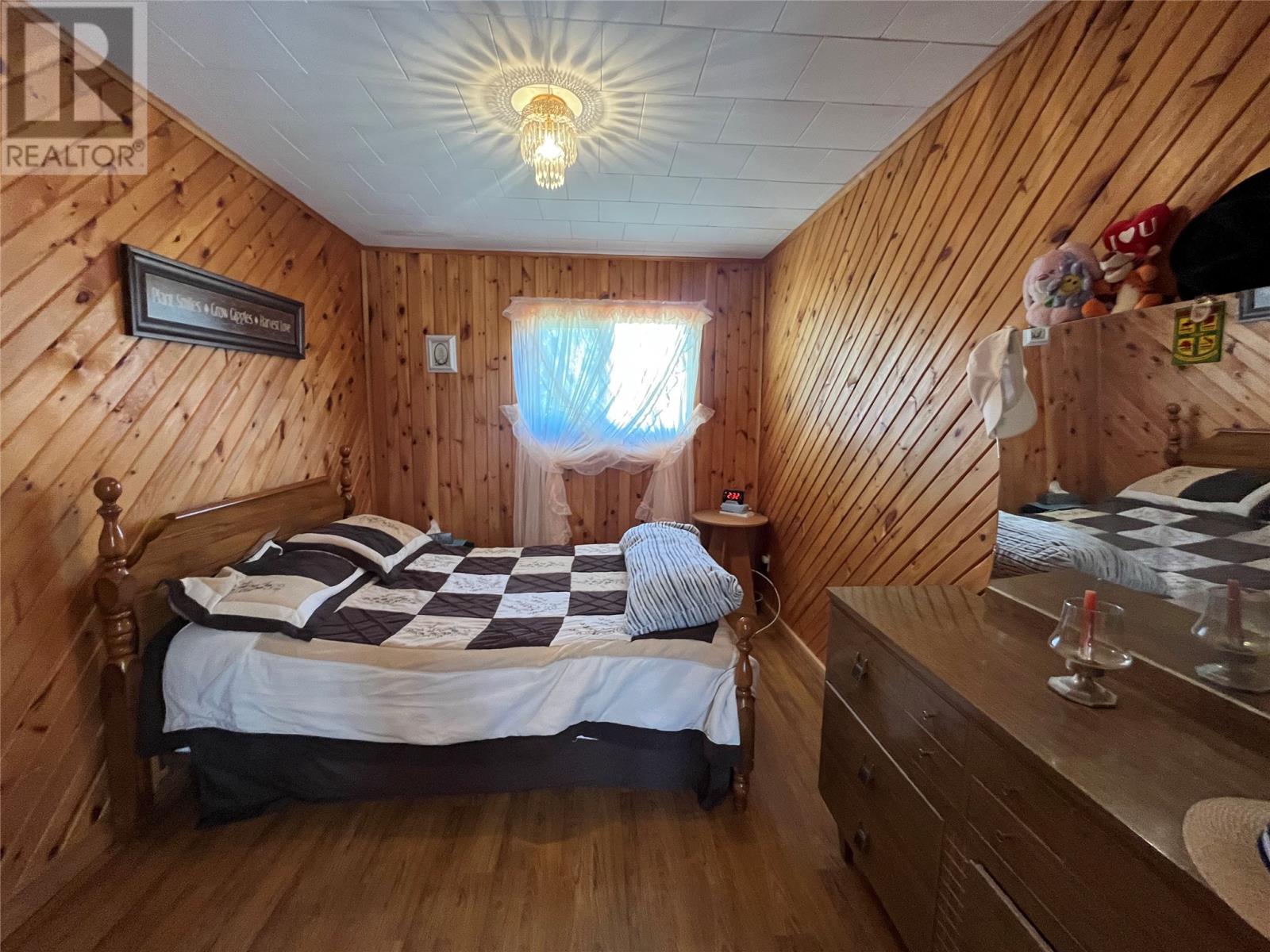 102 Hell Hill Road - 18