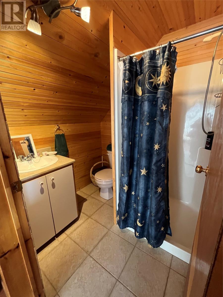 102 Hell Hill Road - 23
