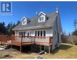 102 Hell Hill Road thumbnail 4