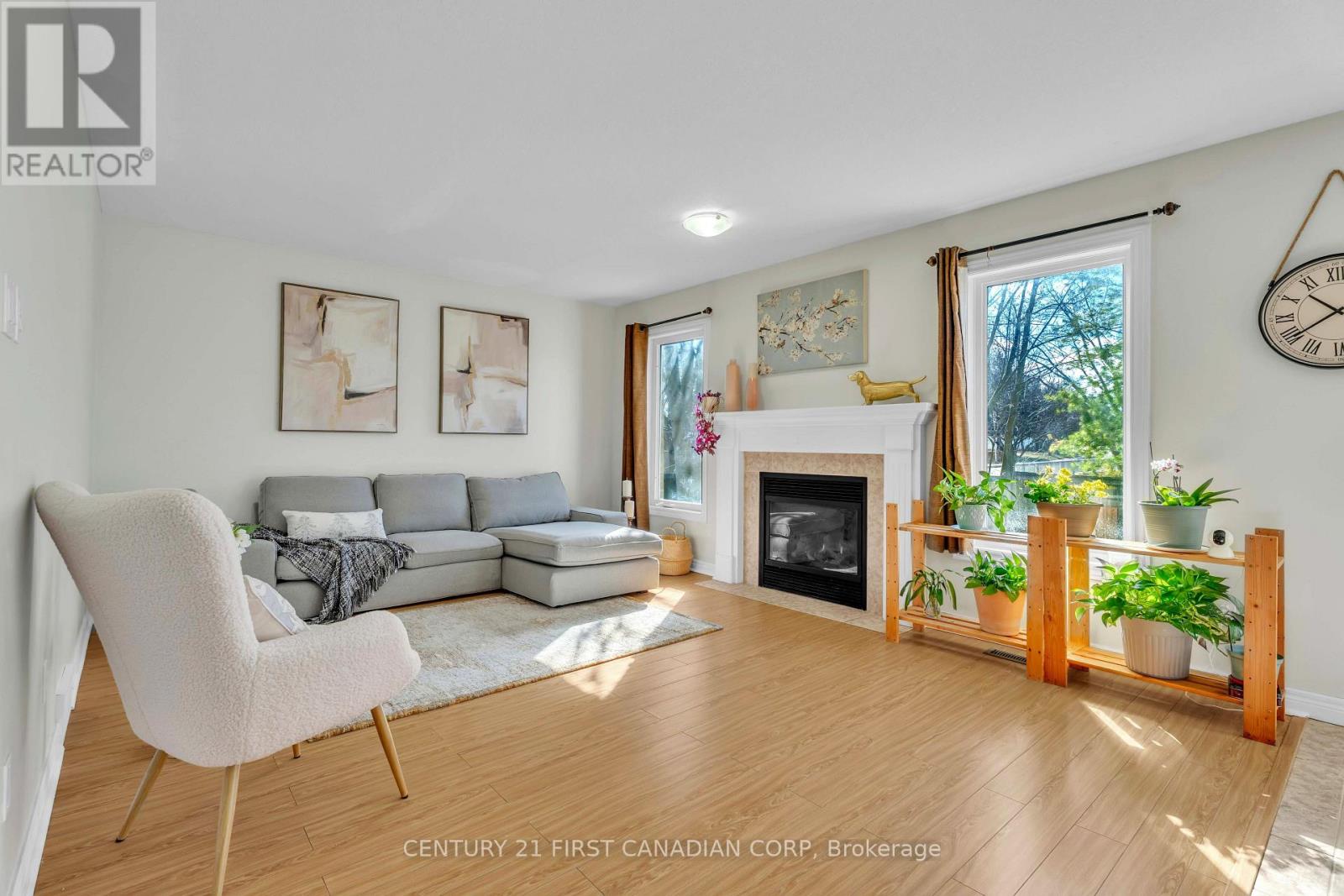 89 MCTAGGART COURT - 13