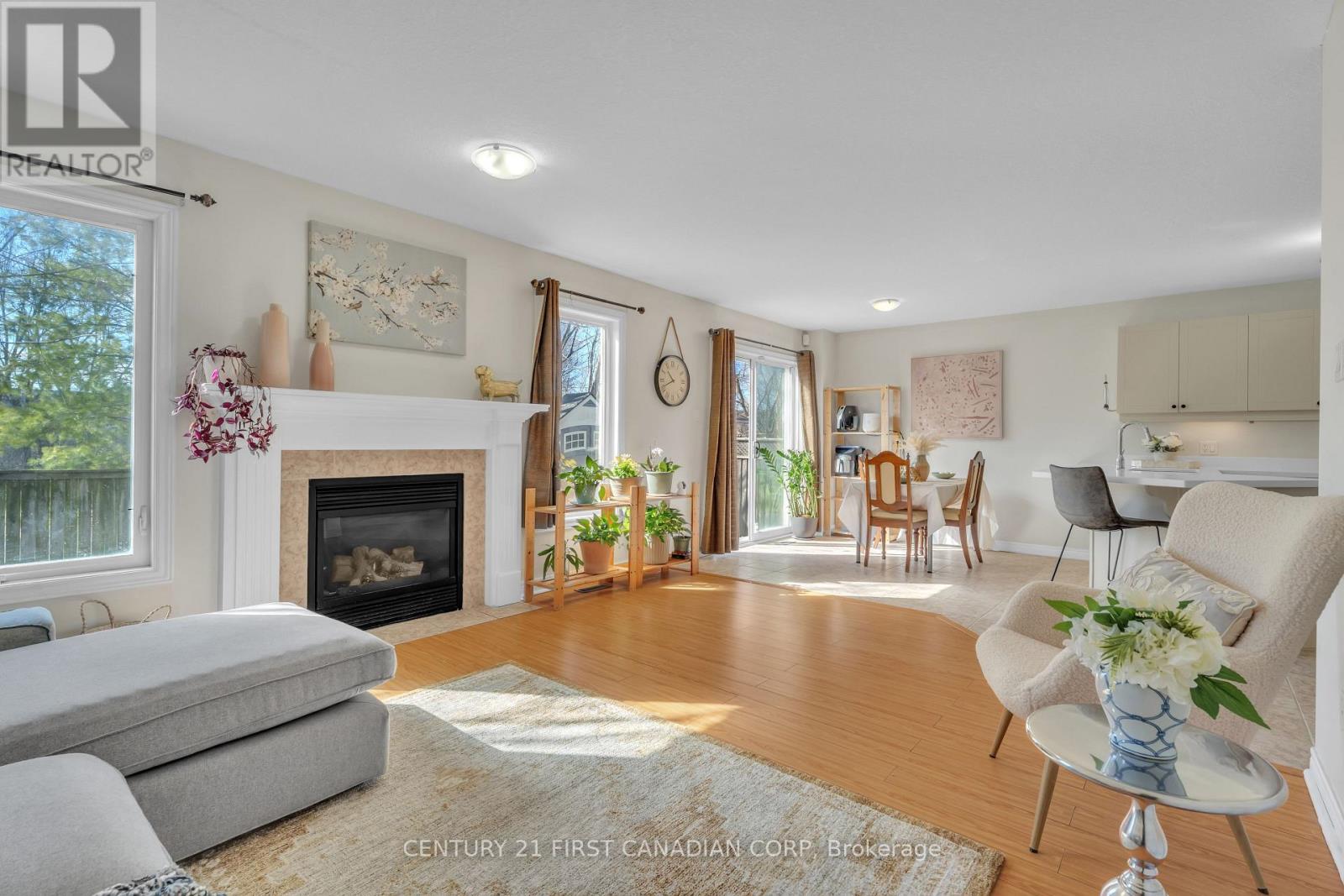 89 MCTAGGART COURT - 15