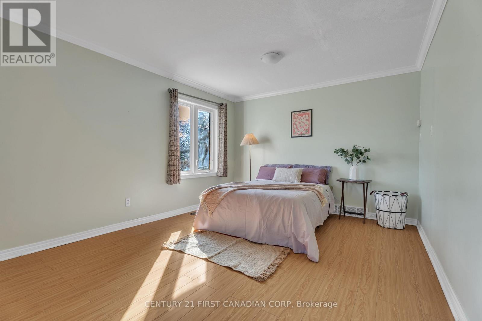 89 MCTAGGART COURT - 17