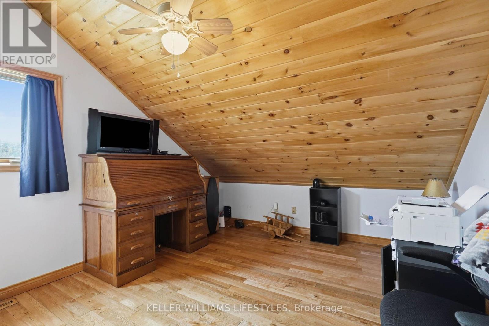 5267 CLIFF ROAD - 31