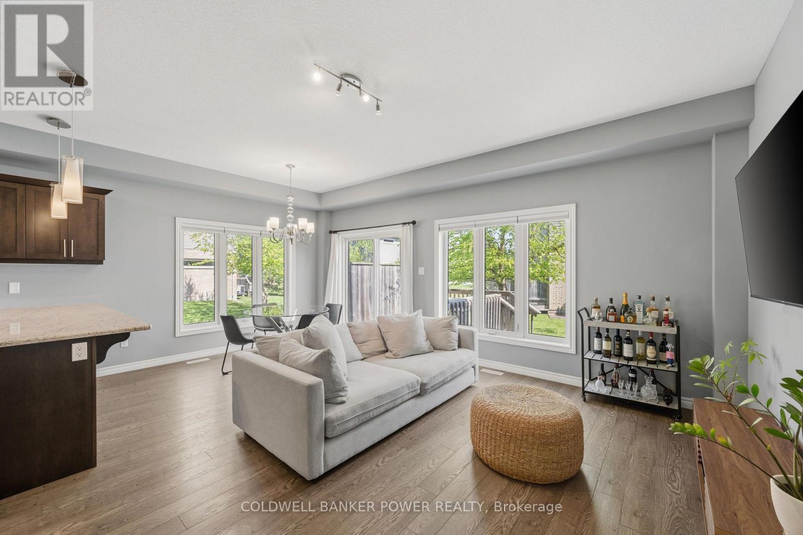 #5 1924 CEDARHOLLOW BOULEVARD - 10