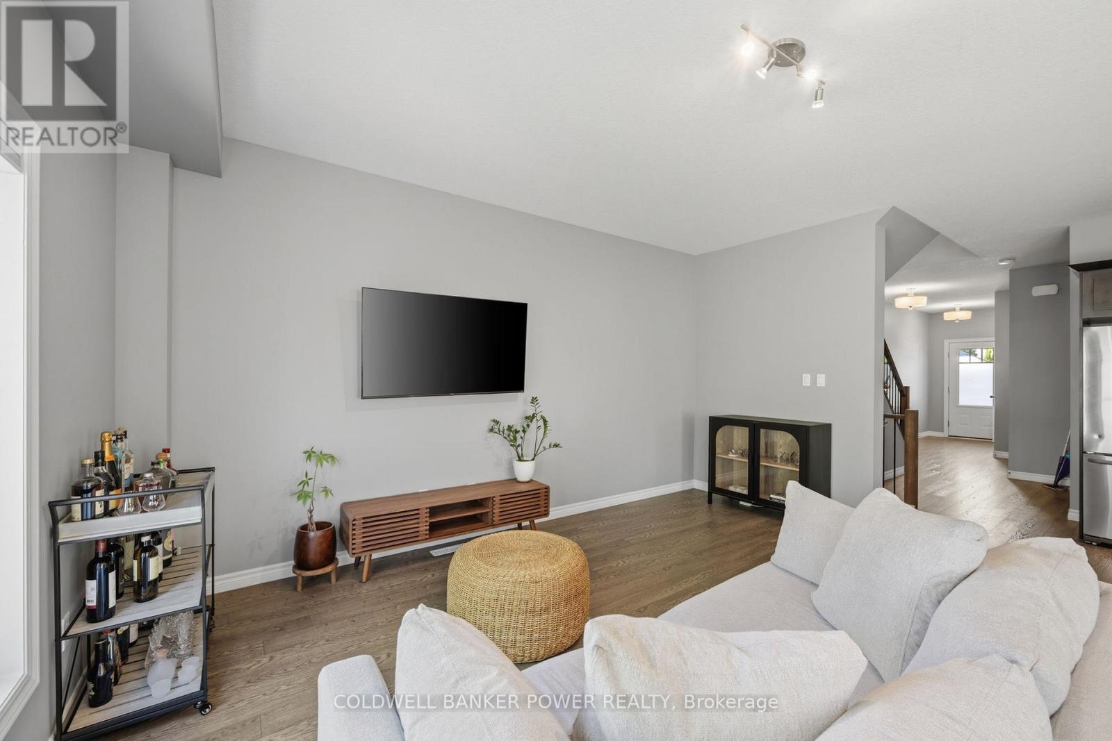 #5 1924 CEDARHOLLOW BOULEVARD - 14