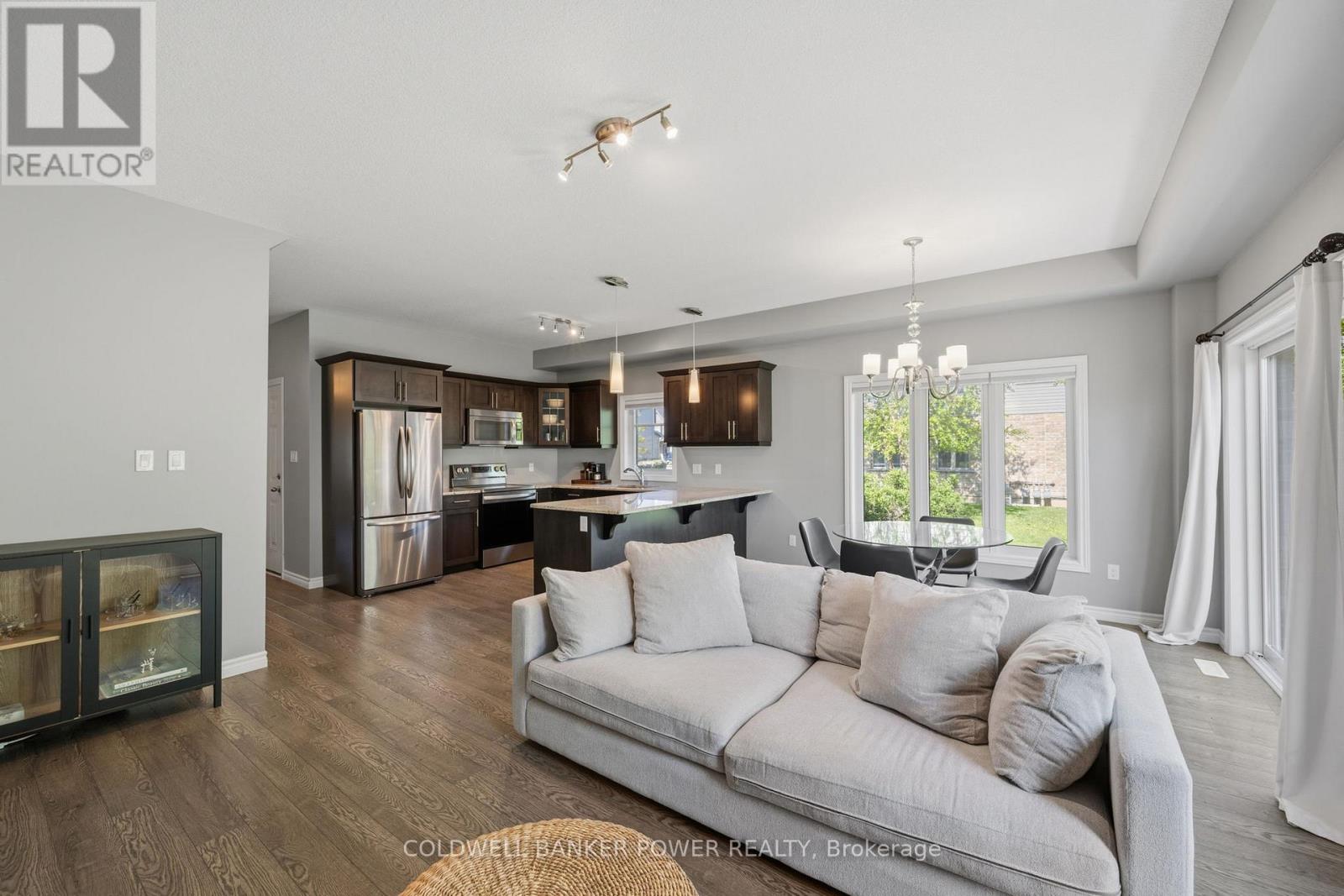 #5 1924 CEDARHOLLOW BOULEVARD - 16